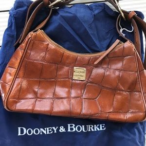Dooney & Bourke